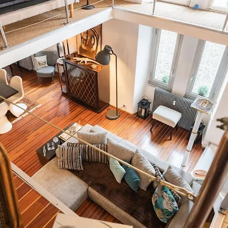 Amazing Loft In *